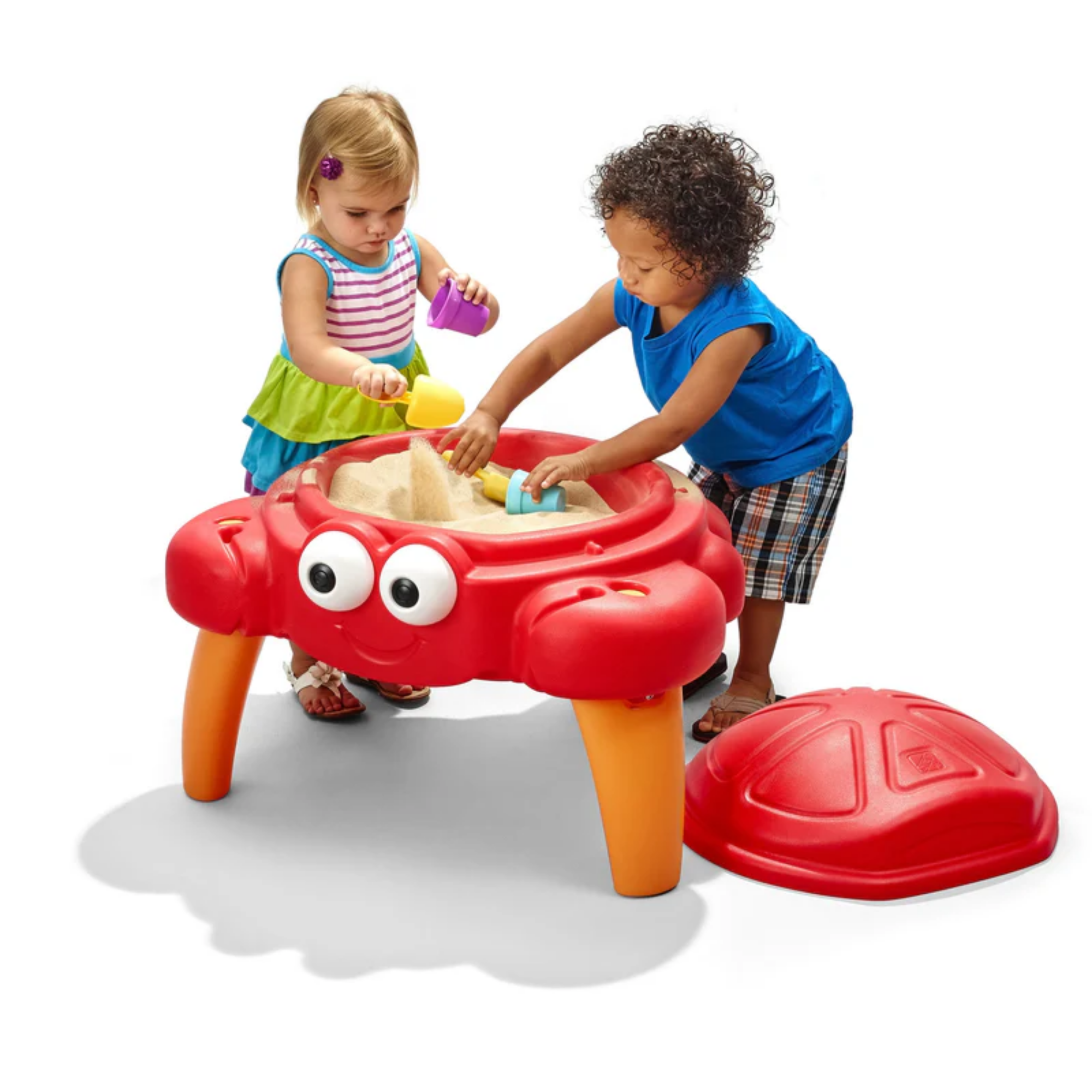 Step2 Crabbie Sand Table with Lid and Legs, Outdoor Sandbox, Sensory Play Activity Toy with 4 Piece Accessories, Backyard Garden Sandpit with 11 kg Holding Capacity, Suitable for Children Aged 1.5+
