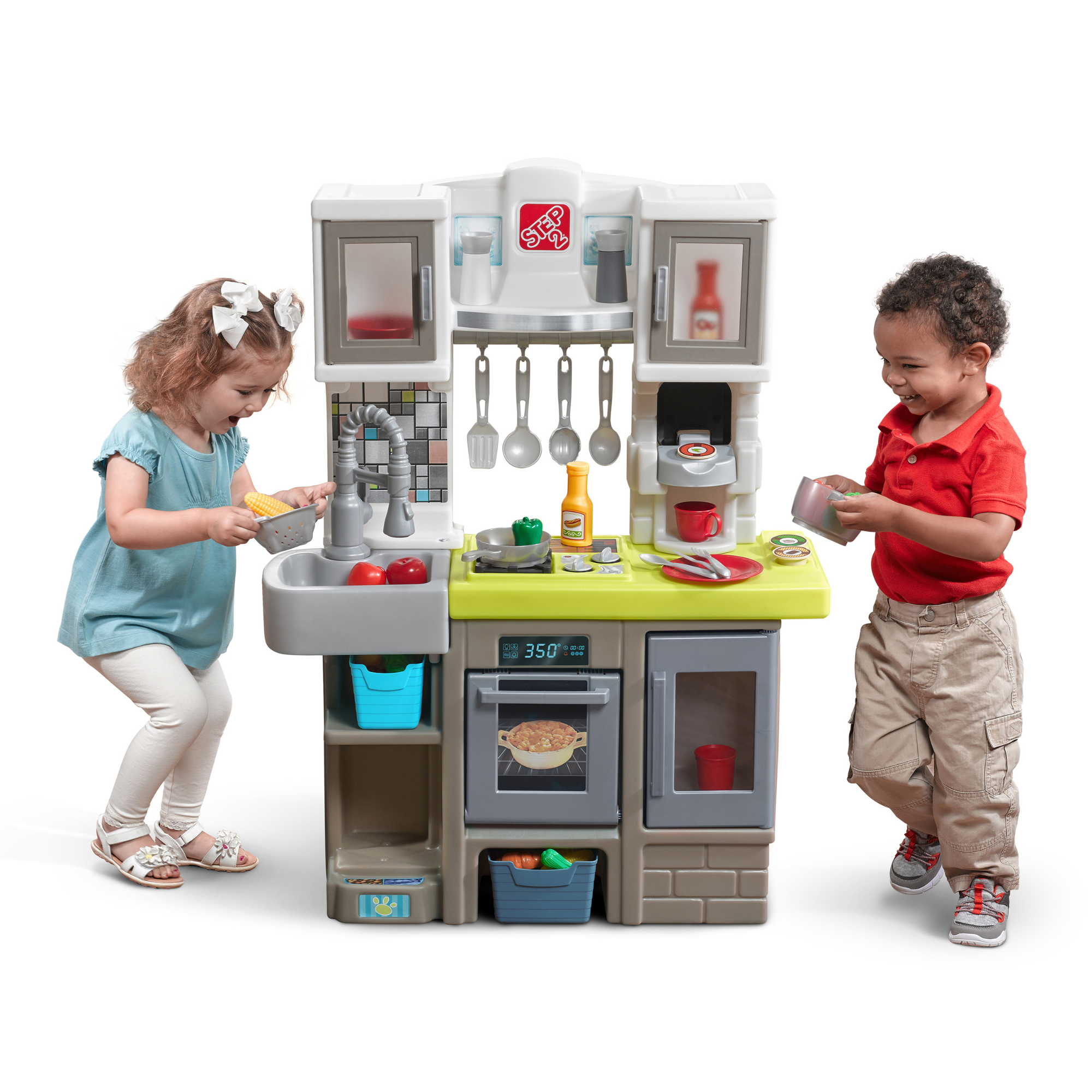 Step2 Contemporary Chef Kitchen, Kitchen Playset with 25 Piece Accessories Including Pots and Pans, Folk and Spoon, Indoor and Outdoor Roleplay ToySuitable for Children both Boys and Girls Aged 2+