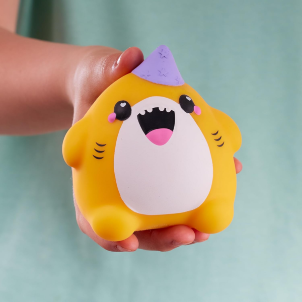 Smooshzees Cutezees Finn, Yellow Shark, Collectable Characters, Supersoft, Cuddly and Squishy!