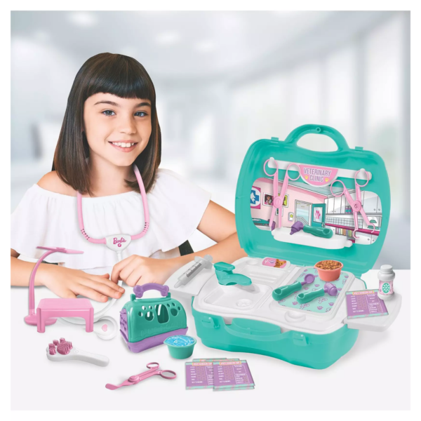 Sinco Creations Barbie Pet Clinic Playset, 20 Piece Pretend Play Toy with Carry Case, Role Play Toy Suitable for Kids Aged 3Y+
