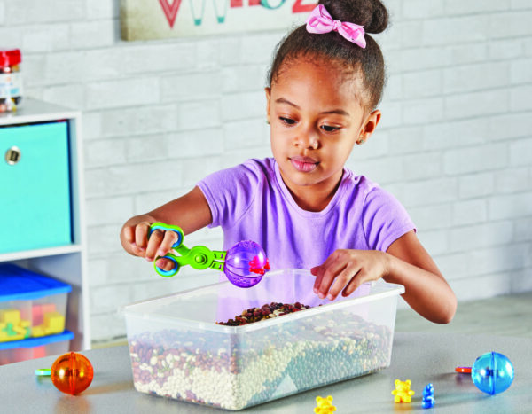 Learning Resources Handy Scoopers, Set of 4 Fine Motor Skill Tools for Kids