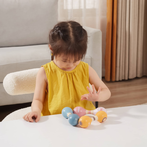 PolarB Wooden Double Maracas for Babies and Toddlers, Easy Grip Lion Design, Early Musical Instrument, Safe and Non-Toxic, Suitable from 0m+