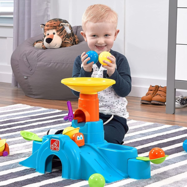 Step2 Ball Buddies Tunnel Tower, Indoor and Outdoor Sensory Play Table, Activity Toy with 12 Piece Accessories Including Balls, STEM Toy and Activity Centre, Suitable for Boys and Girls Aged 1+