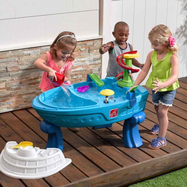 Step2 Fiesta Cruise Sand & Water Table, Indoor and Outdoor Sand and Water Table, Sensory Playset, Activity Toy with10 Piece Accessories, STEM Toy and Activity Centre, Suitable for Children Aged 2+