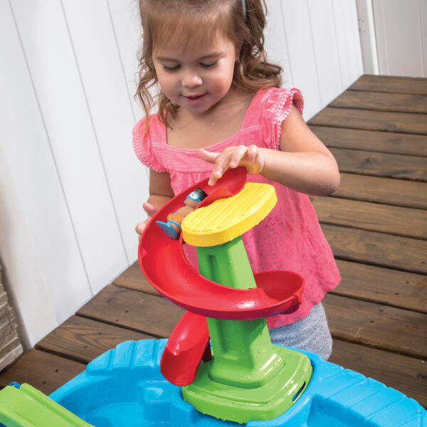 Step2 Fiesta Cruise Sand & Water Table, Indoor and Outdoor Sand and Water Table, Sensory Playset, Activity Toy with10 Piece Accessories, STEM Toy and Activity Centre, Suitable for Children Aged 2+